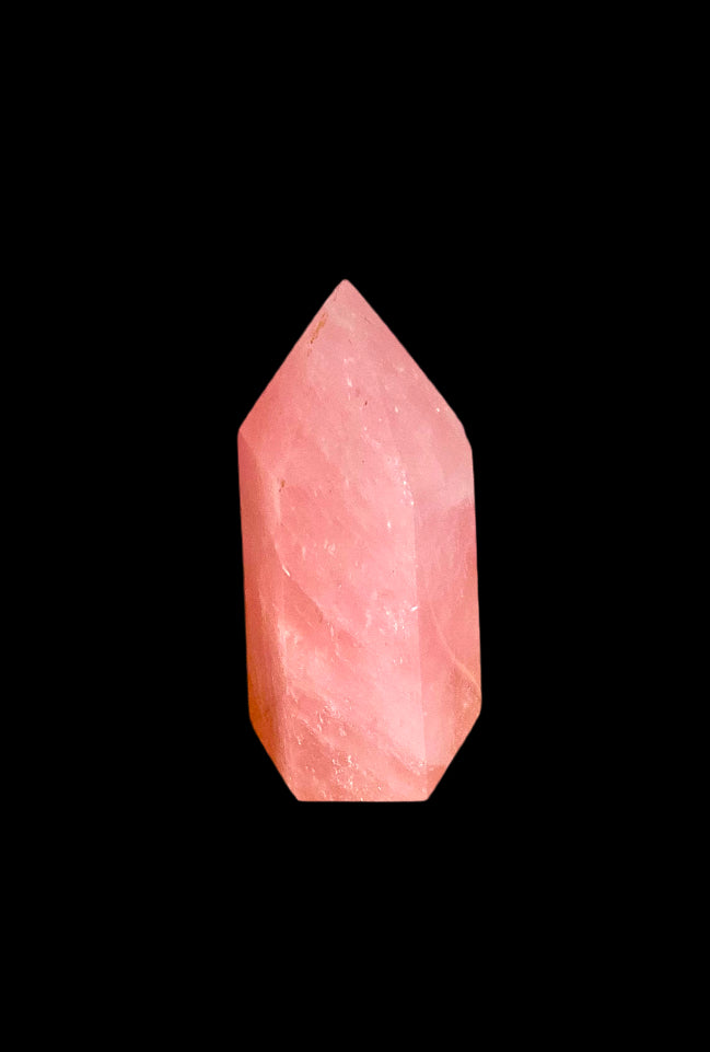 Pointe de Quartz Rose – Énergie et Élégance