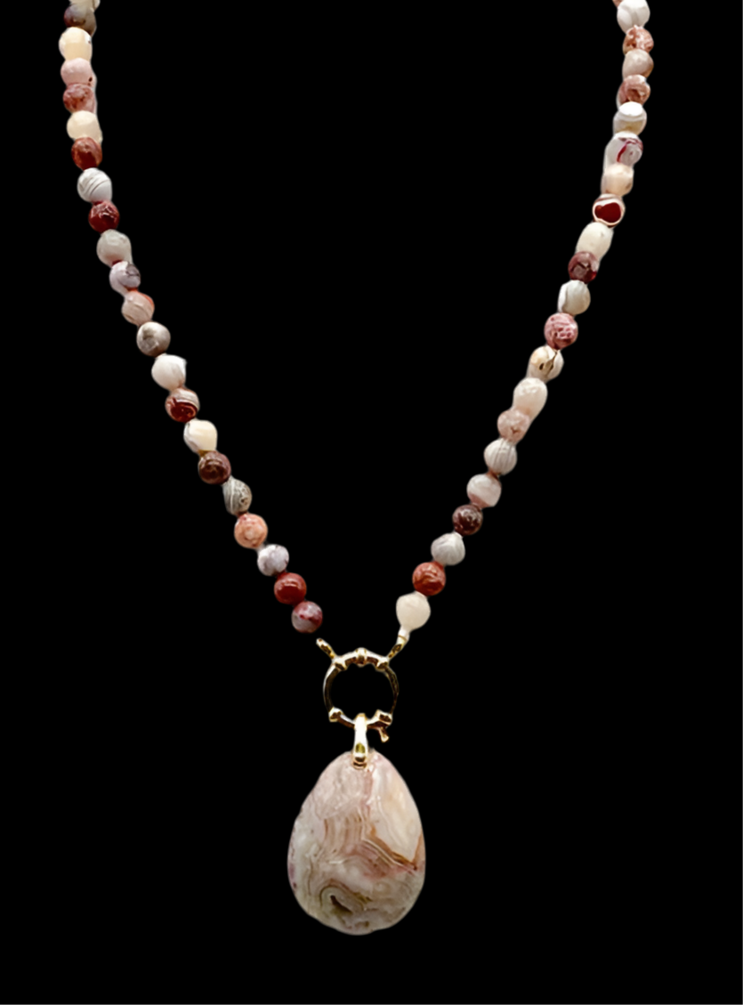 Collier femme Agate Crazy avec pendentif goutte 6mm