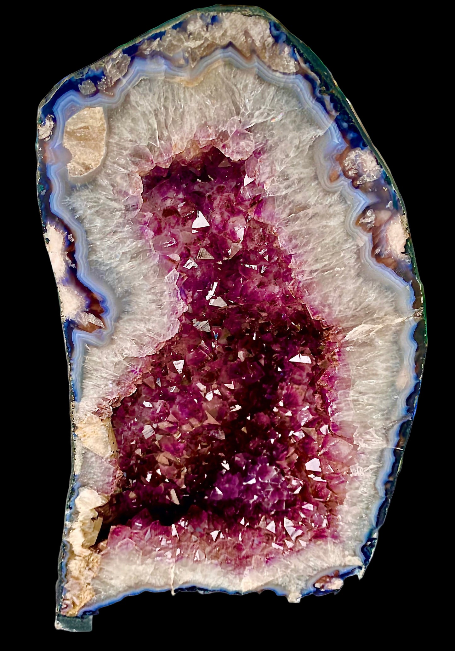 La Grotte Améthyste – Éclat et Mystère du Brésil