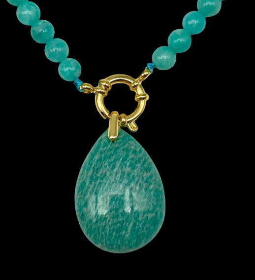 Collier Amazonite du Pérou Qualité A – Attache Bouée Acier Doré & Pendentif | Bijou Naturel
